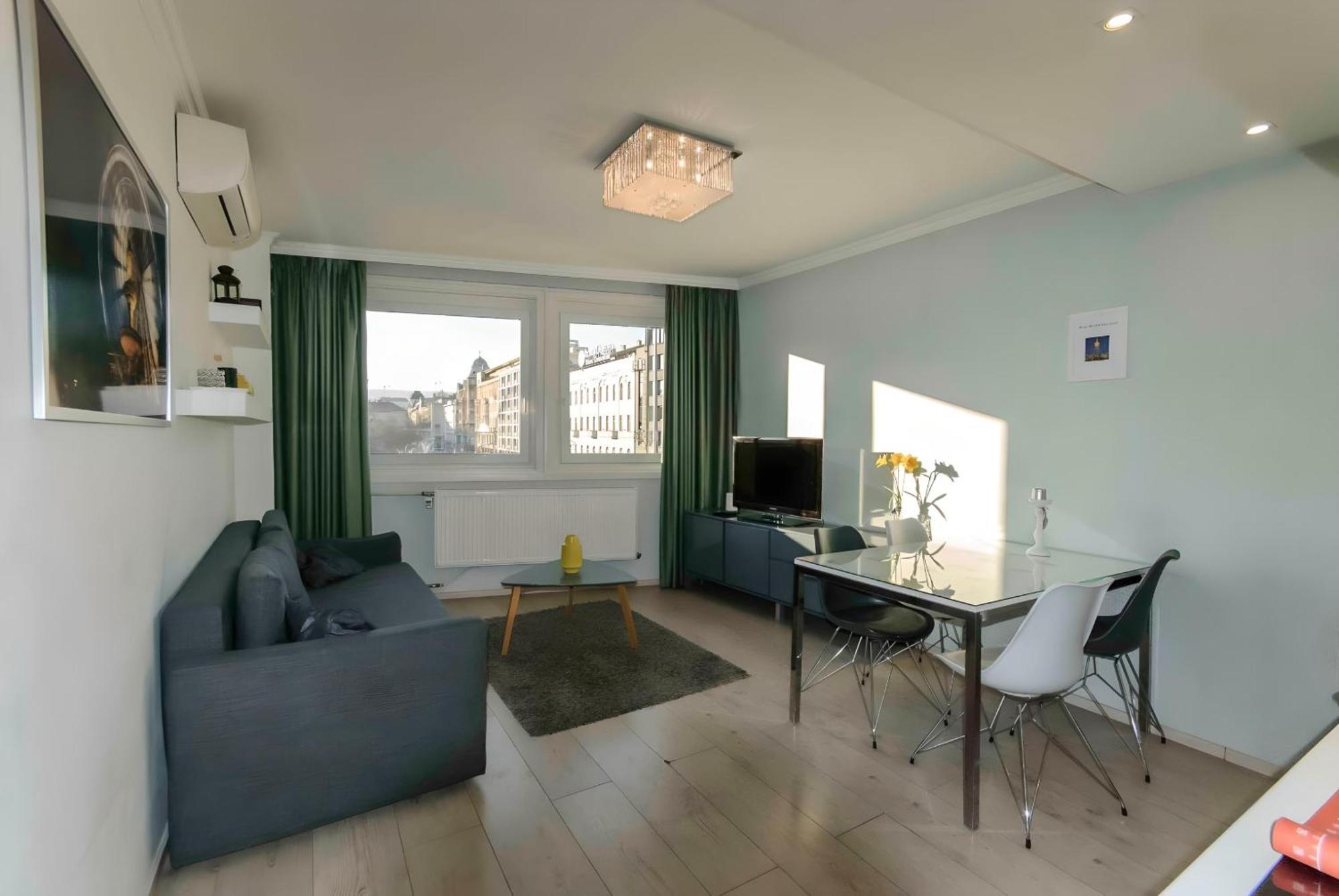 Big Wheel Panoramica Apartment ブダペスト エクステリア 写真
